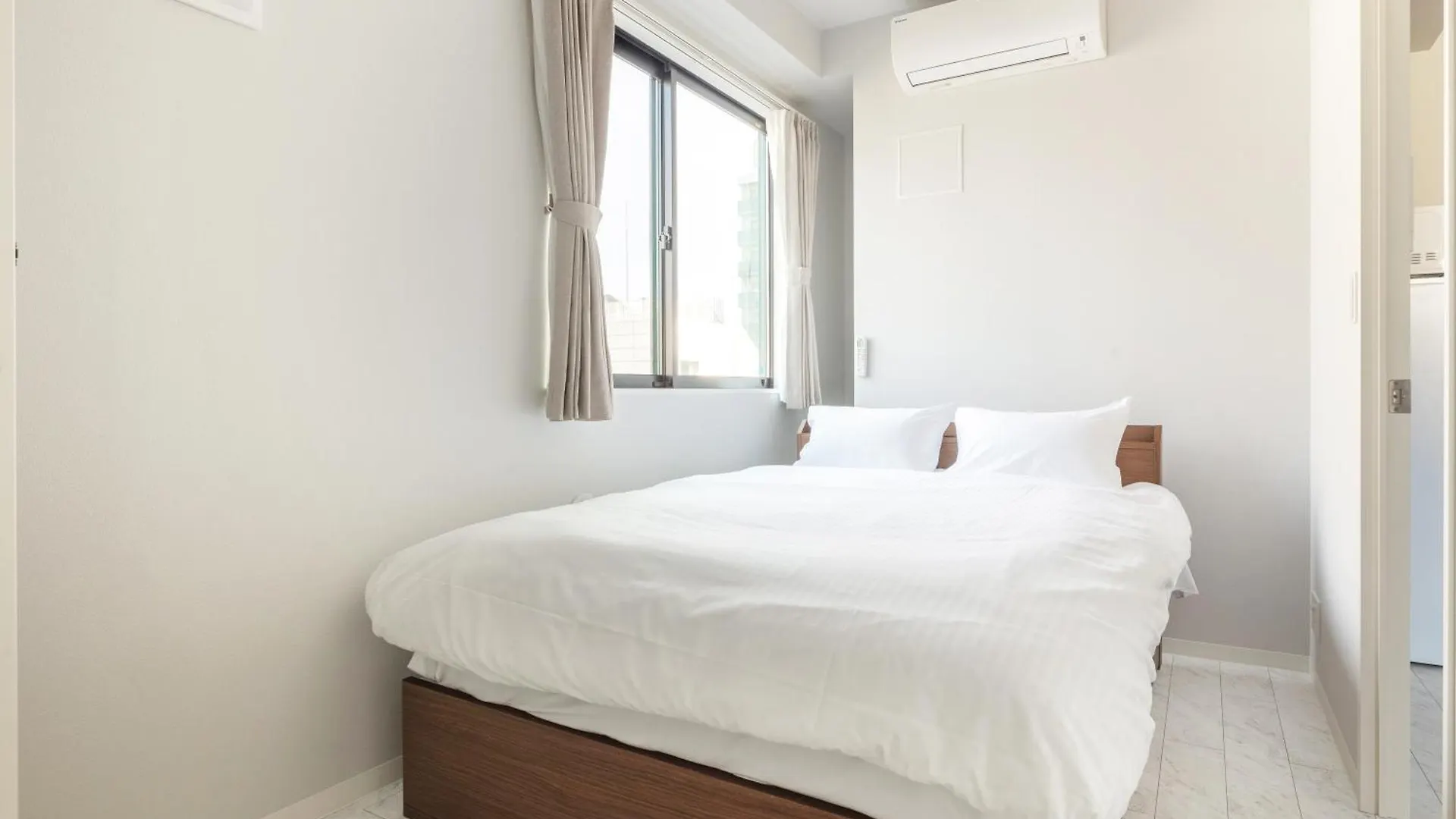 Solasia Residence 北上野 도쿄 0*,