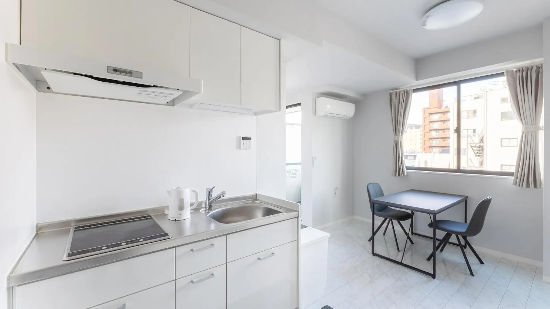 Solasia Residence 北上野 도쿄 0*,  일본
