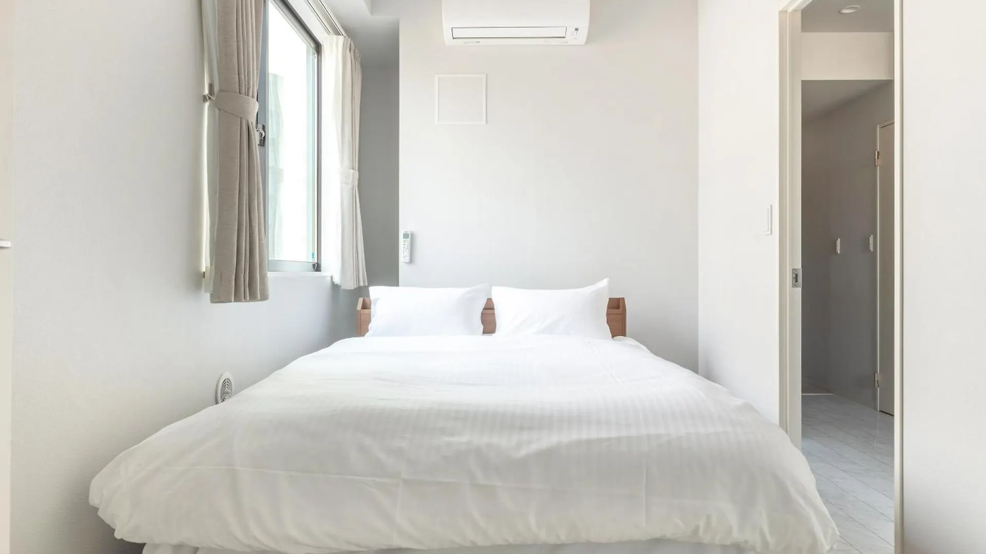Solasia Residence 北上野 Tokyo Apartment